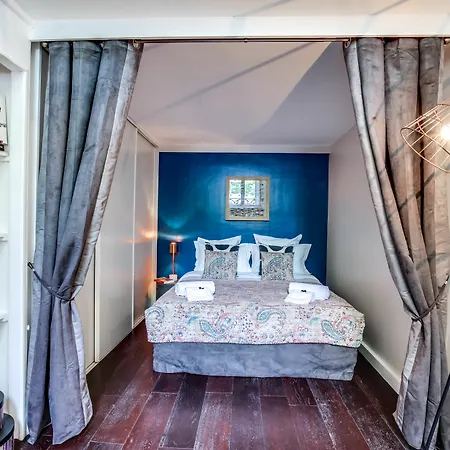 Sweet Champs Elysees Ii Inn