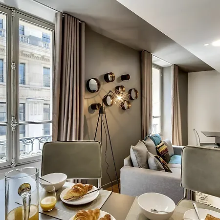 Sweet Champs Elysees Ii Inn Paris