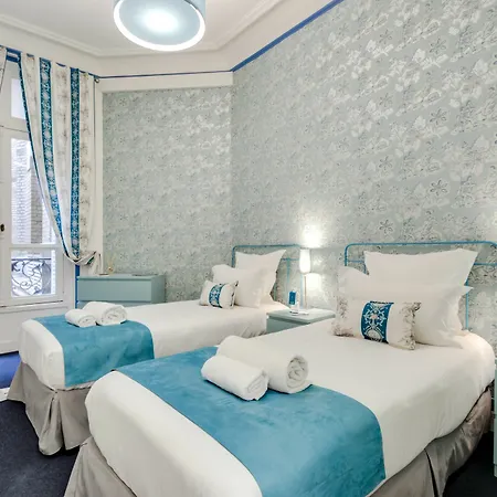 Sweet Champs Elysees Ii Inn Paris